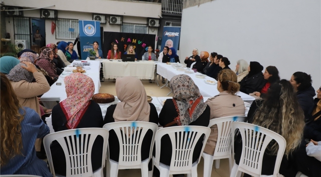 Akdeniz'de 'Ergenleri Anlamak' konulu seminer gerçekleştirildi