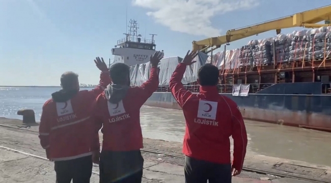Gazze'ye yardım gemisi Mersin'den hareket etti