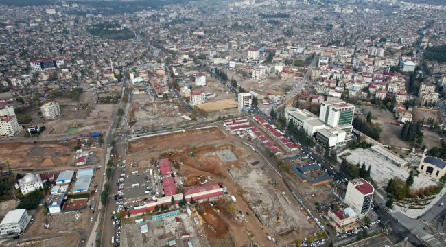 Kahramanmaraş'ta 26 bin 47 ağır hasarlı bina yıkıldı
