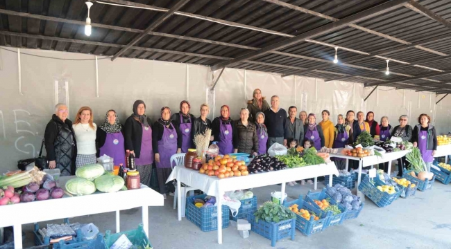 Mezitli'de yerli üretim doğal ürünler sergilendi