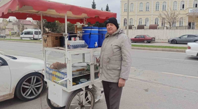 Şeker hastası olunca yiyemediği tatlıyı satmaya başladı