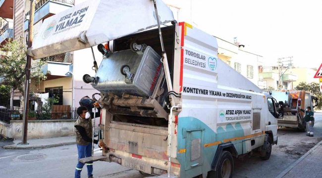 Toroslarda çöp konteynerlerine yönelik dezenfekte çalışması gerçekleştirildi