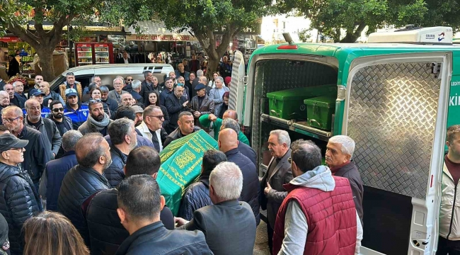 Trafik kazasında hayatını kaybeden Mersinli pilot son yolculuğuna uğurlandı