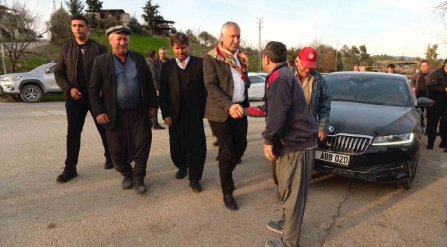 Zeydan Karalar Karaisalı'nın köylerinde halkla buluştu