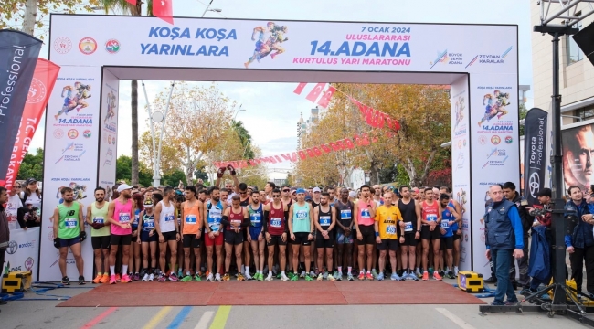 Adana Kurtuluş Yarı Maratonu'nda birinciler Kenya'dan