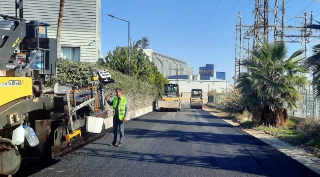 Akdeniz'de asfalt çalışmaları devam ediyor