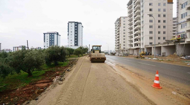 Büyükşehir belediyesi, Onikişubat'ta ulaşım ağını güçlendiriyor