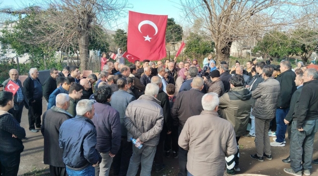 CHP'li 300 partili ön seçimsiz belirlenen adaya destek vermeme kararı aldı