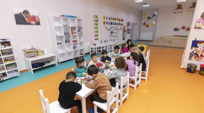 Gülnar'da 'Ebeveyn Yolculuğu' semineri gerçekleştirildi