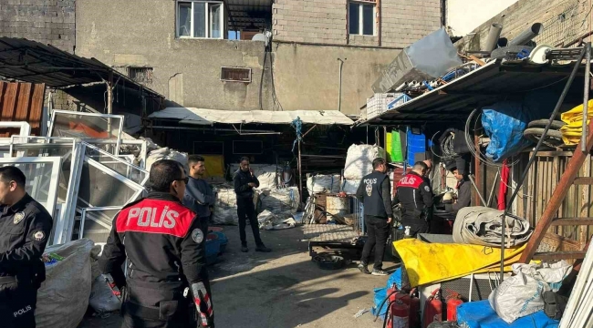 Hatay'da polis ekileri hurdacıları denetledi