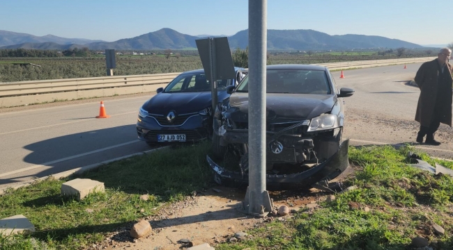 Hatay'da trafik kazası: 2 yaralı