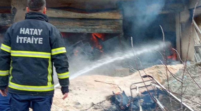 Kırıkhan'da mesken yangını kontrol altına alındı.