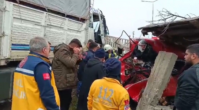 Kozan-Ceyhan karayolunda trafik kazası: 2 yaralı