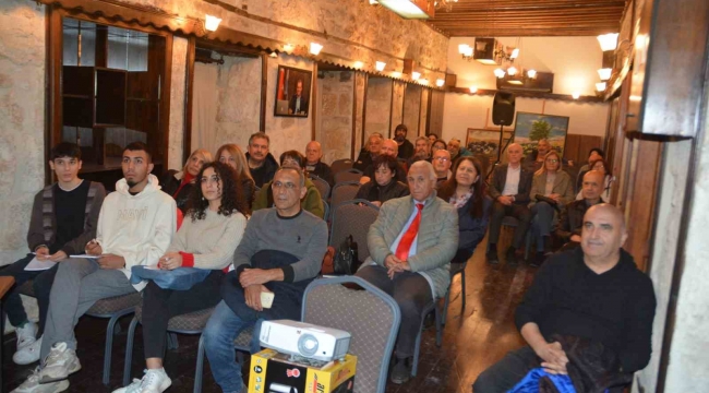 Mersin'de 'Tarih, Kültür ve Sanat Sohbeti' etkinliği düzenlendi