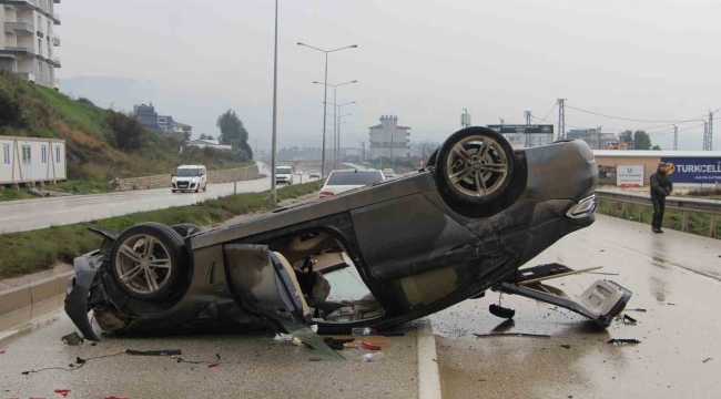 Ters dönen otomobilin sürücüsü yaralandı