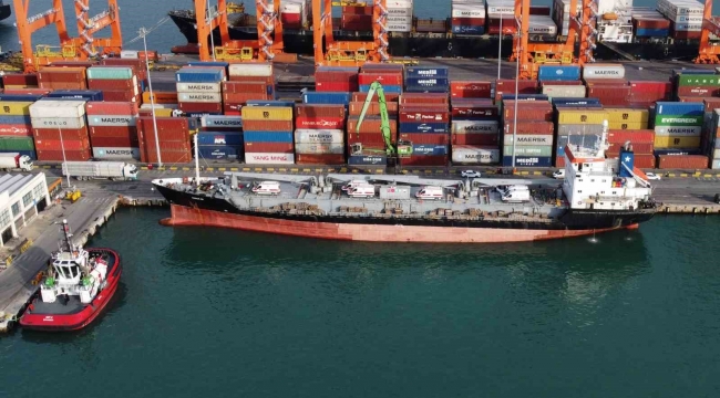 Türk Kızılay'ının Gazze'ye bin 500 tonluk 3'üncü yardım gemisi uğurlandı