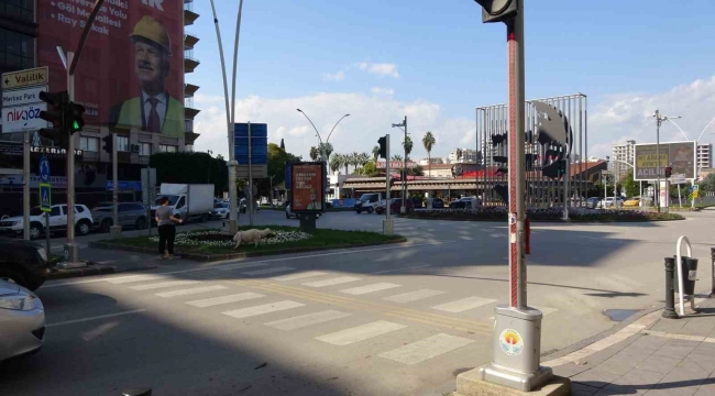 Adana'da kentin göbeğinde silahlı saldırı: 1 ağır yaralı