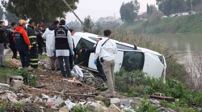 Asi Nehri'ne düşen otomobilde bir kişi ölü bulundu