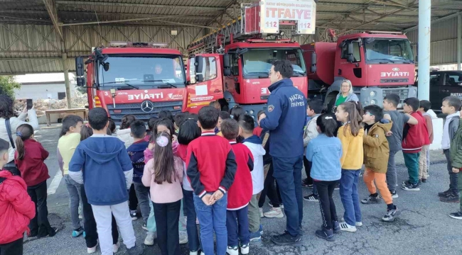 Dörtyol'da itfaiyecilerden, öğrencilere eğitim