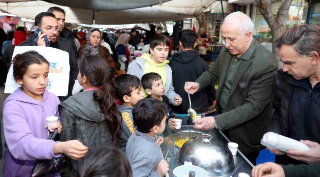 Gültak, esnaf ve vatandaşlarla bir araya geldi