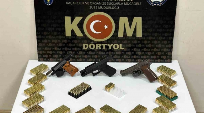 Hatay'da kaçakçılıkla mücadele: Ruhsatsız silah ve fişek ele geçirildi