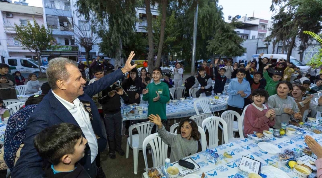 Başkan Seçer, iftar sofrasında vatandaşlarla bir araya geldi