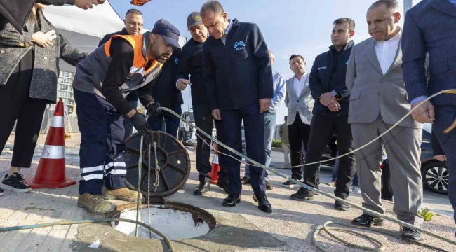 Başkan Seçer, MESKİ'nin kazısız teknoloji sistemini yerinde inceledi