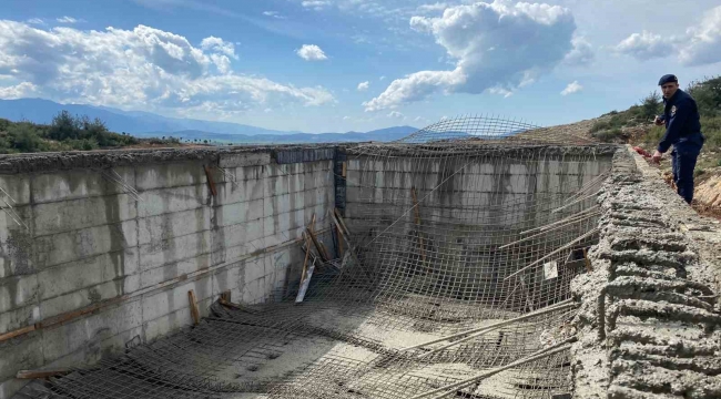 Beton dökümü esnasında meydana gelen çökmede 4 işçi yaralandı