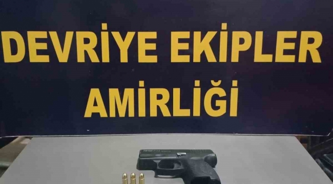 Defne'de ruhsatsız tabanca ve fişek ele geçirildi