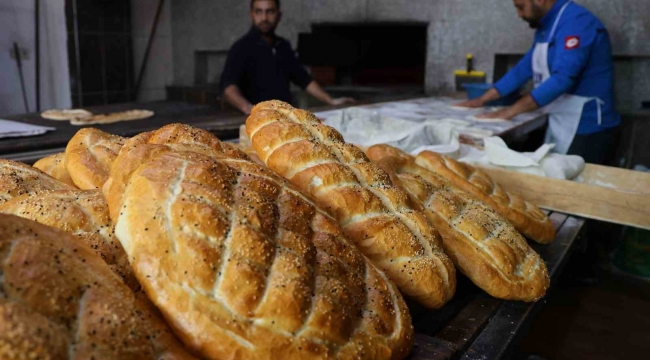 Fırında çalışan işçilerin zorlu Ramazan mesaisi