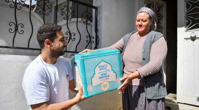 Mersin'de 144 bin haneye 'Ramazan Dayanışma Paketi' ulaştırılacak