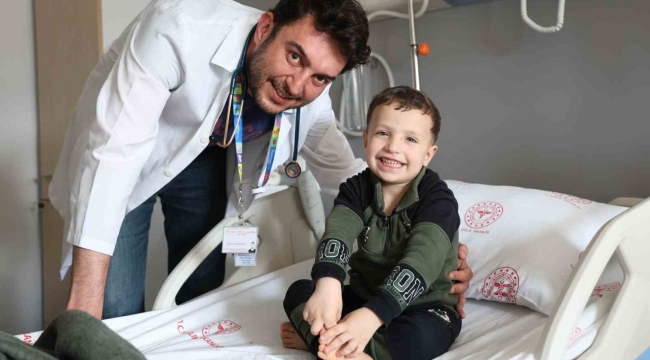 Uzman Dr. Emre Karadeniz: "Mutlu olan insanlar, hastalıklarını daha çabuk atlatıyorlar"