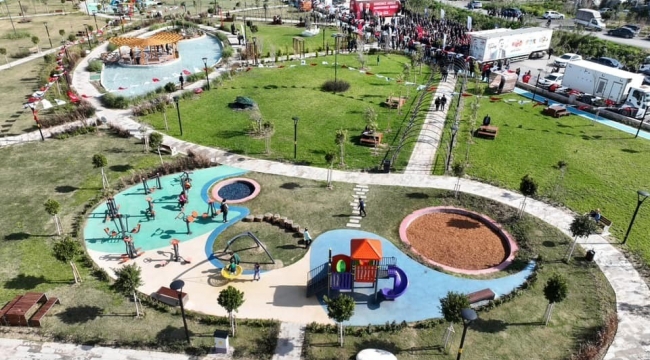 Yaraların sarıldığı Hatay'da Büyükşehir Belediyesi tarafından 2 parkın açılışı gerçekleştirildi