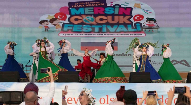 Dünya çocukları Mersin'deki festivalde buluştu
