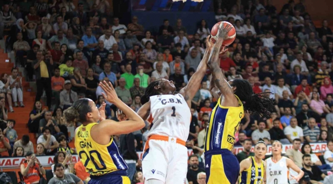 Kadınlar Basketbol Süper Ligi'nde Fenerbahçe üst üste 6. kez şampiyon