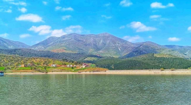 Kahramanmaraş'ta Kızıleniş Göleti kendine hayran bırakıyor