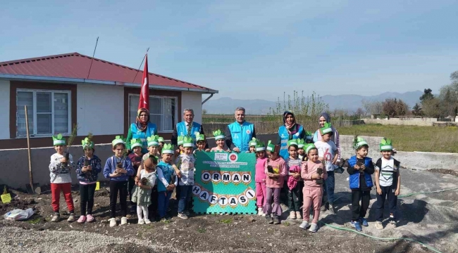 Kahramanmaraş'ta Kur'an kursu öğrencileri fidan dikti