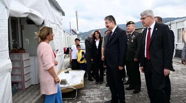 Konteyner kentte bayramlaşma merasimi