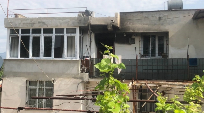 Kozan'da ev yangını korkuttu