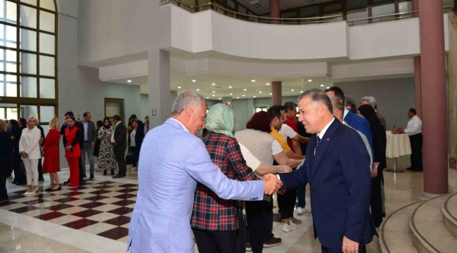 Mersin Üniversitesi'nde bayramlaşma