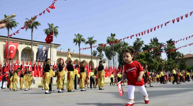 Mersin'de 23 Nisan kutlandı