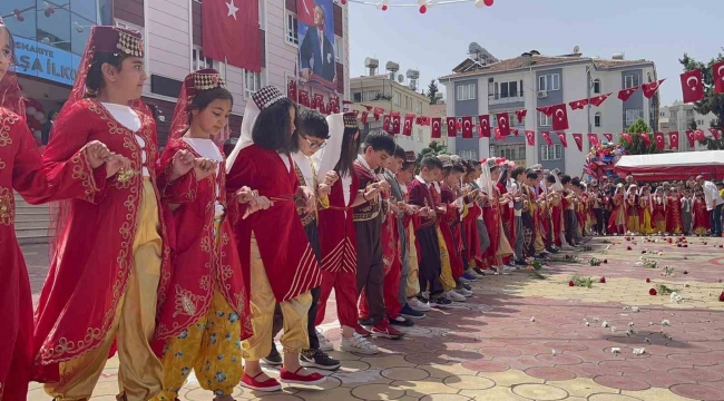 Osmaniye'de 23 Nisan Ulusal Egemenlik ve Çocuk Bayramı coşkuyla kutlandı