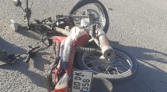 Osmaniye'de motosikletle otomobil çarpıştı: 1 yaralı