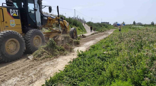 Tarsus Belediyesince Yenice Mahallesi'nde yol bakım çalışması yapıldı