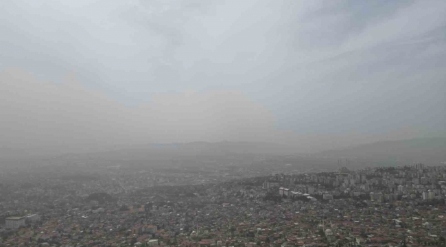 Toz taşınımı Kahramanmaraş'ı etkisi altına aldı