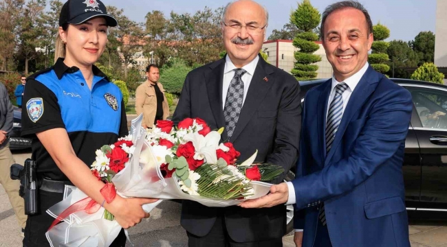 Vali Köşger: "Adana, her yönüyle güzel hadiselerle anılmayı hak eden bir şehir"