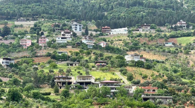 Kahramanmaraşlıların vazgeçilmezi bağ evleri